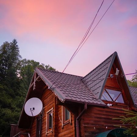 Готель Добрій Ворохта Экстерьер фото